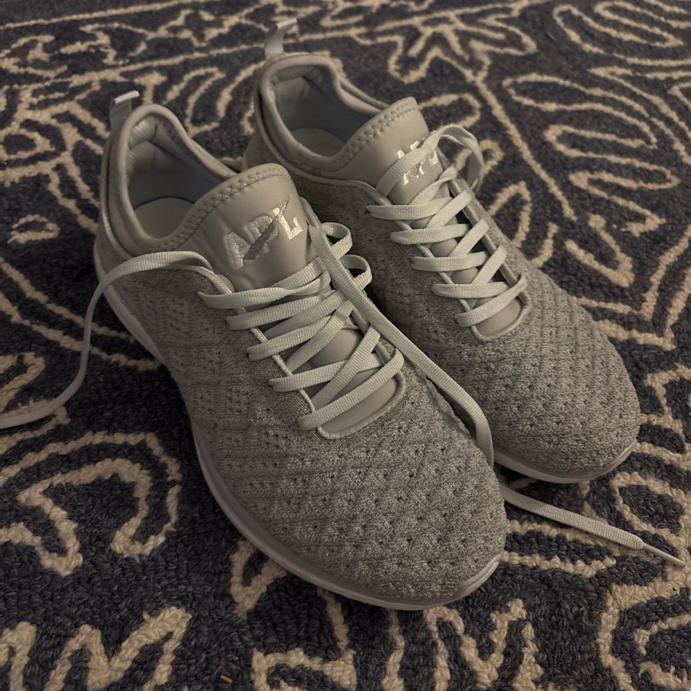 APL Techloom Phantom in Light Gray